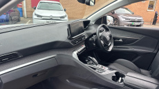 Peugeot 5008 1.2 PureTech Allure Premium 5dr EAT8 Petrol Estate